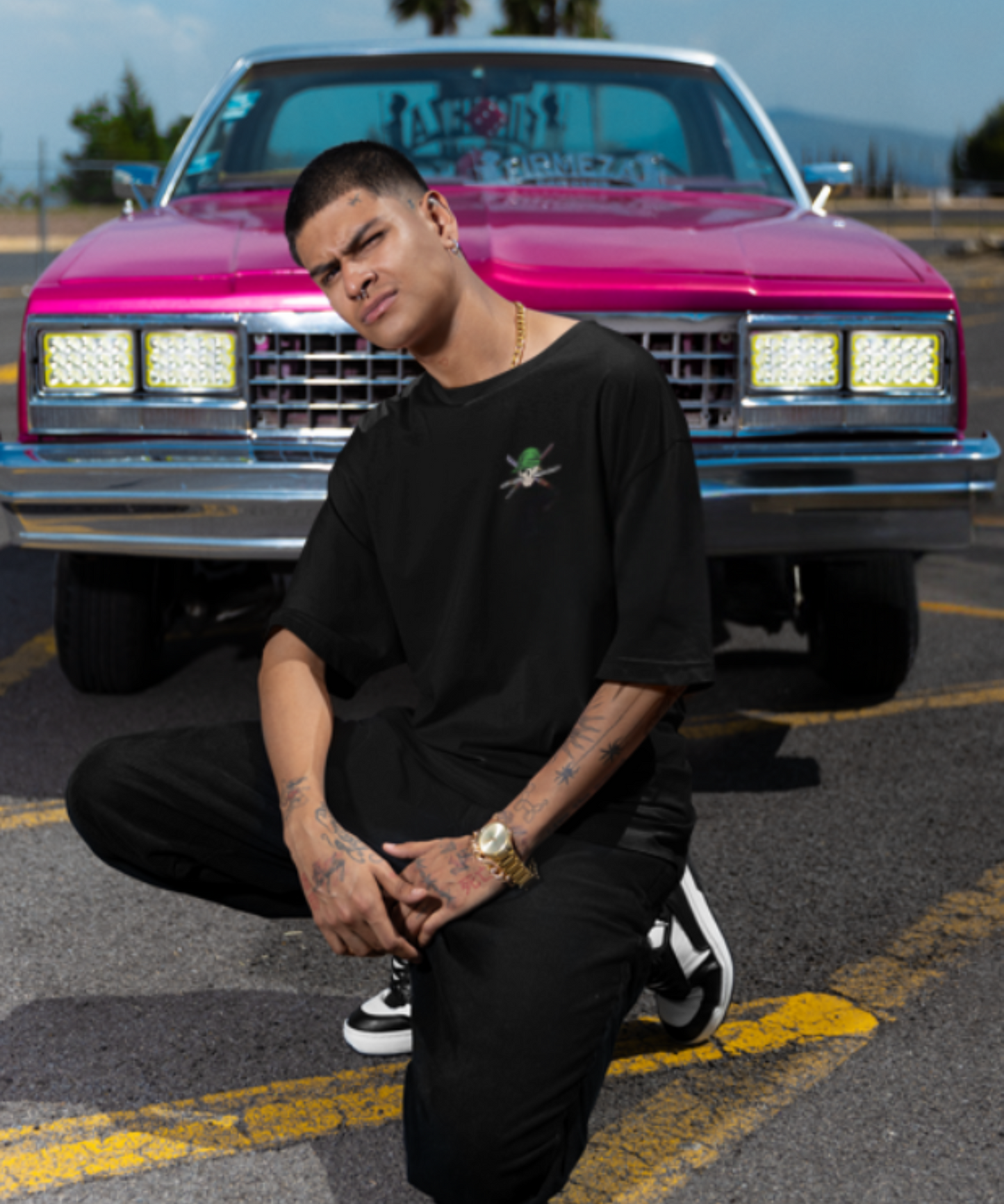 Zoro Oversized Classic T-Shirt (unisex)